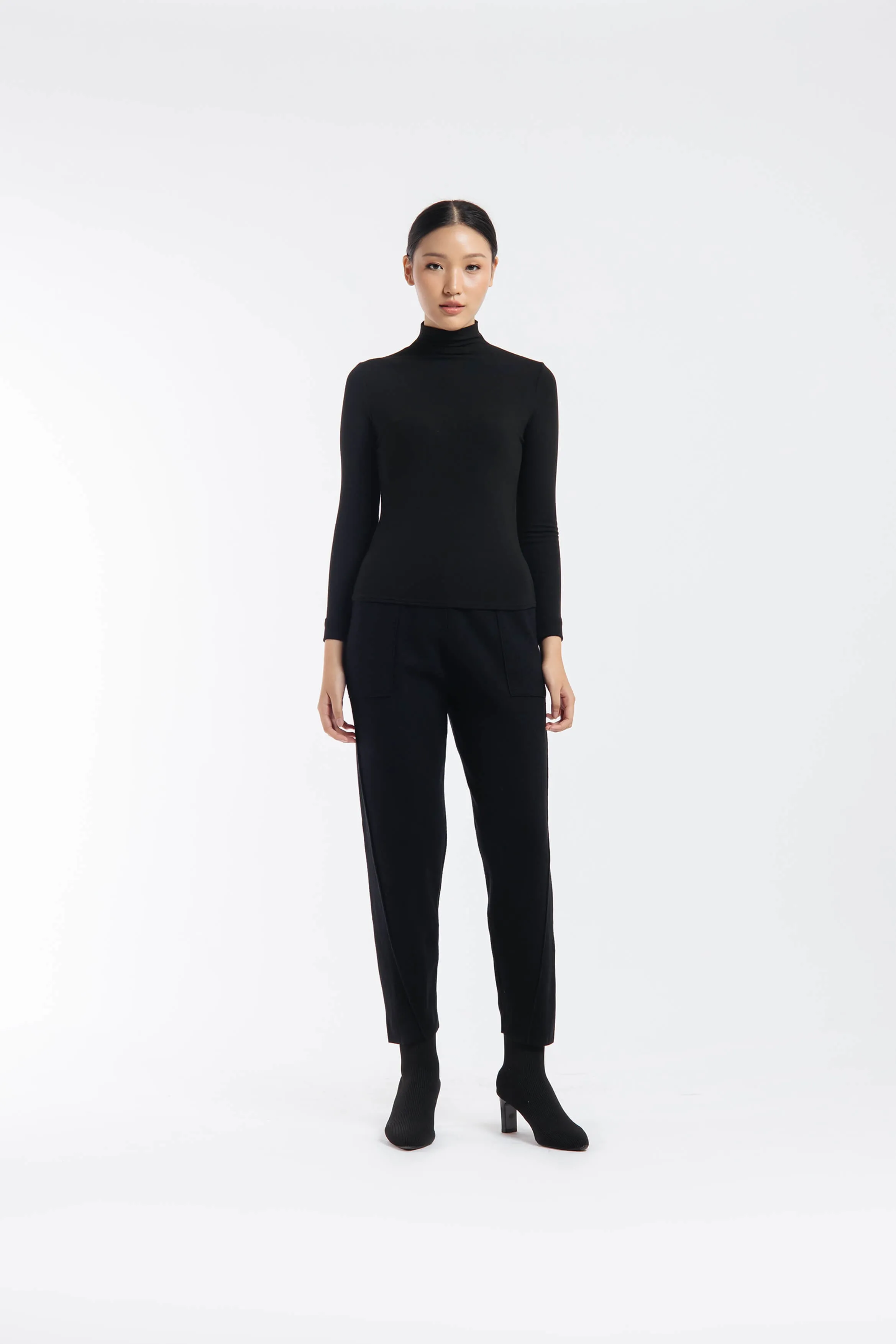 Black Knit Winter Relaxed Pants