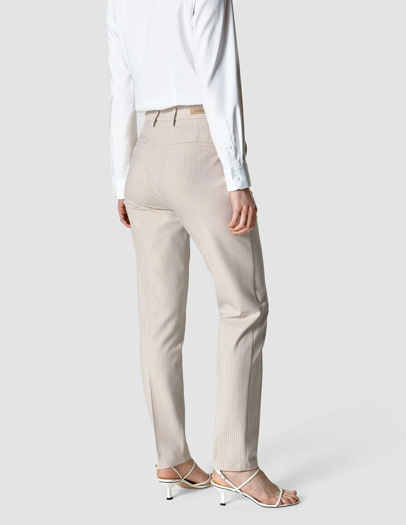 Essential Suit Tapered Cream Latte