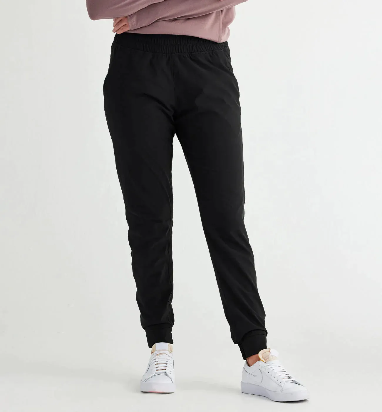 Free Fly Women's Pull-On Breeze Joggers