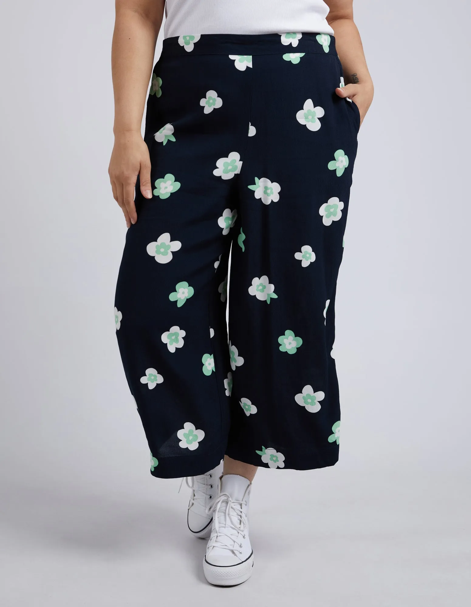 Juno Pant Navy Floral