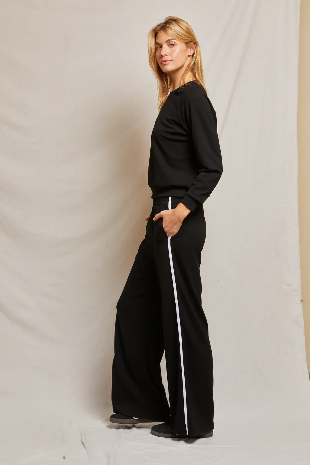 Nadia Travel Wide Leg Pants