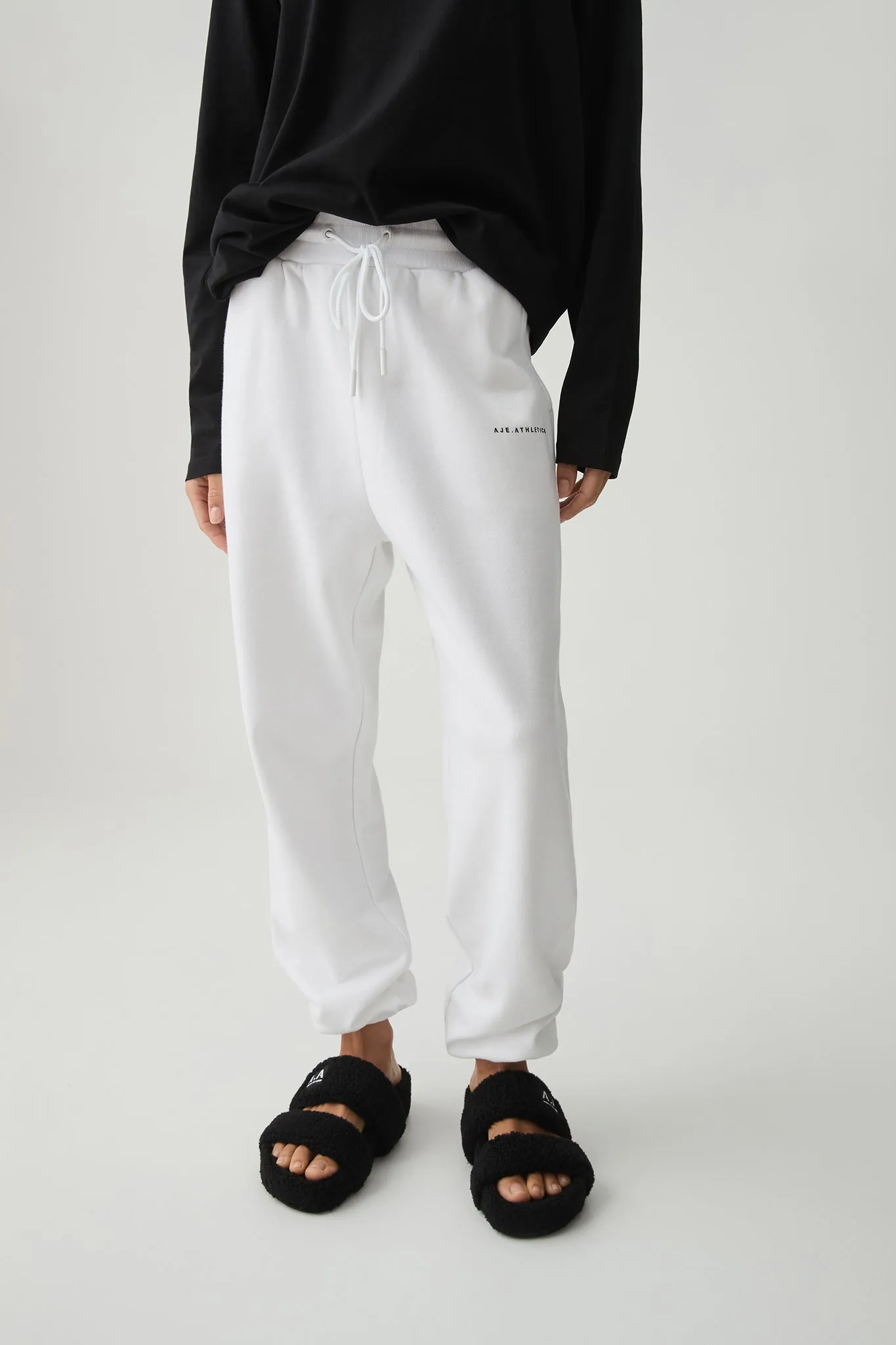 Relaxed Trackpant 508