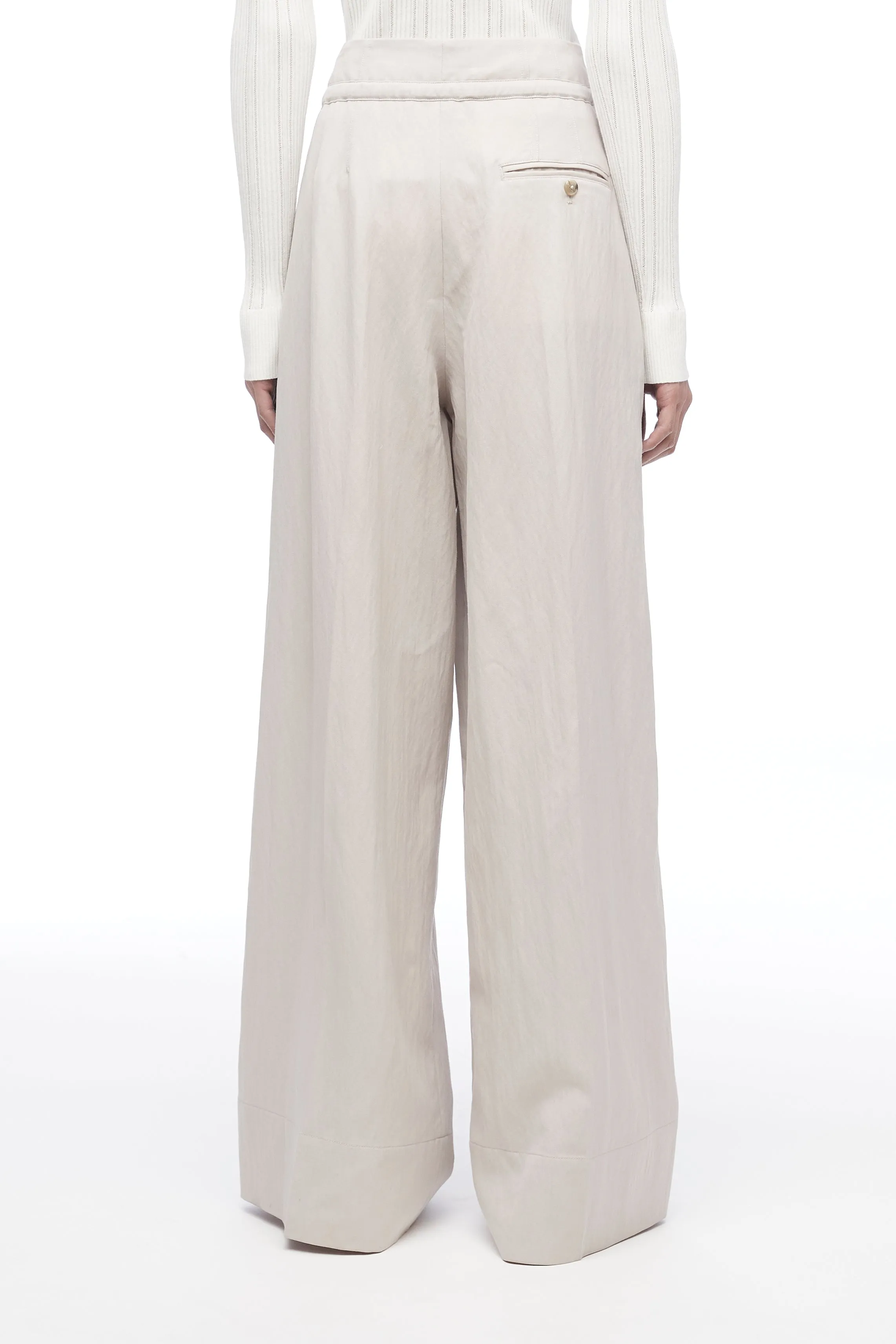 Relaxed Wool Wide-Leg Pant