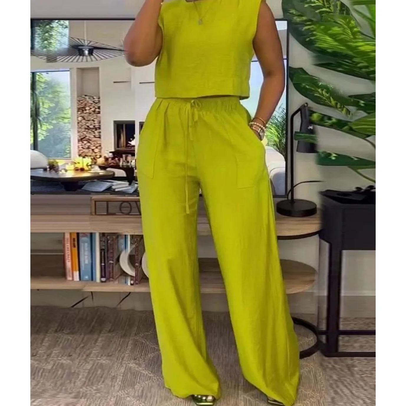 Short Sleeve Crop Tops Wide Leg High Waist Long Pants Outfit Set.