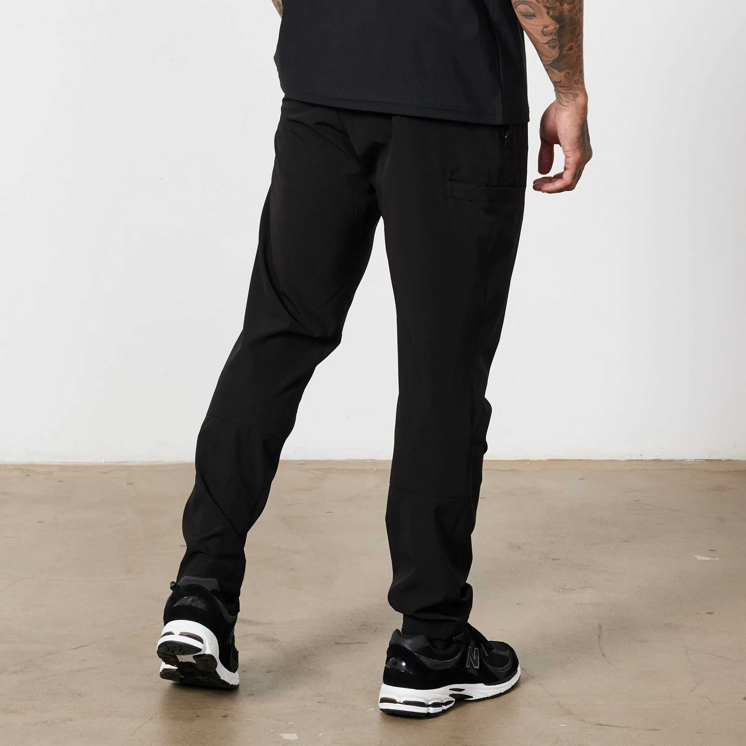 Vanquish Utility Black Tapered Performance Pants