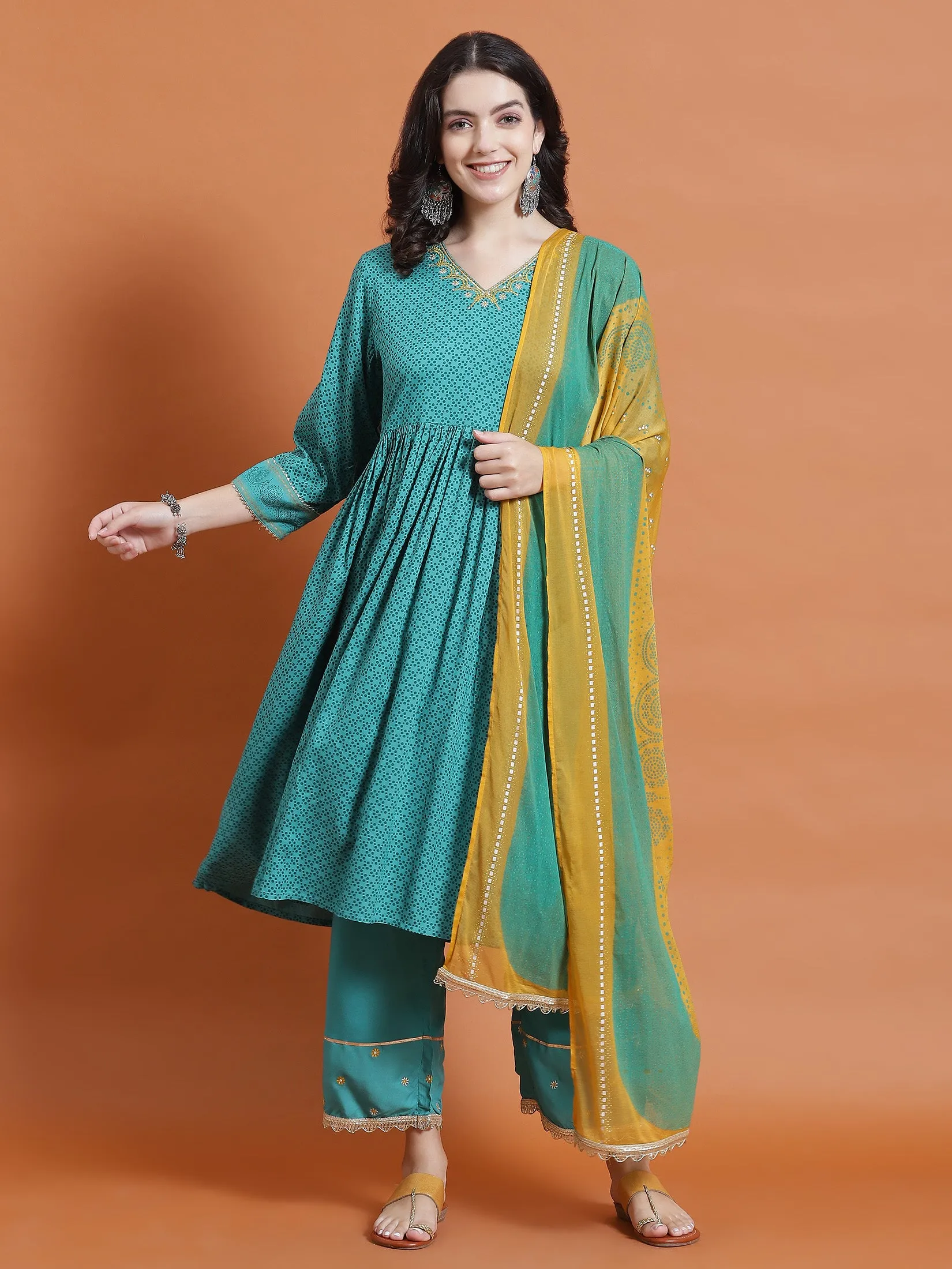 Women Teal Geometric Print Kurta Comfort Pant Dupatta